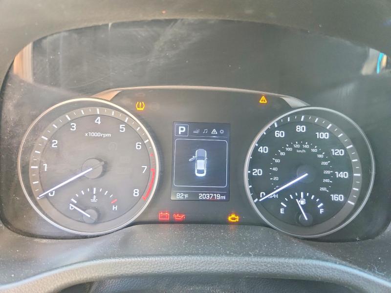 62273866 :رقم المزاد ، 5NPD84LF6JH215842 vin ، 2018 Hyundai Elantra مزاد بيع