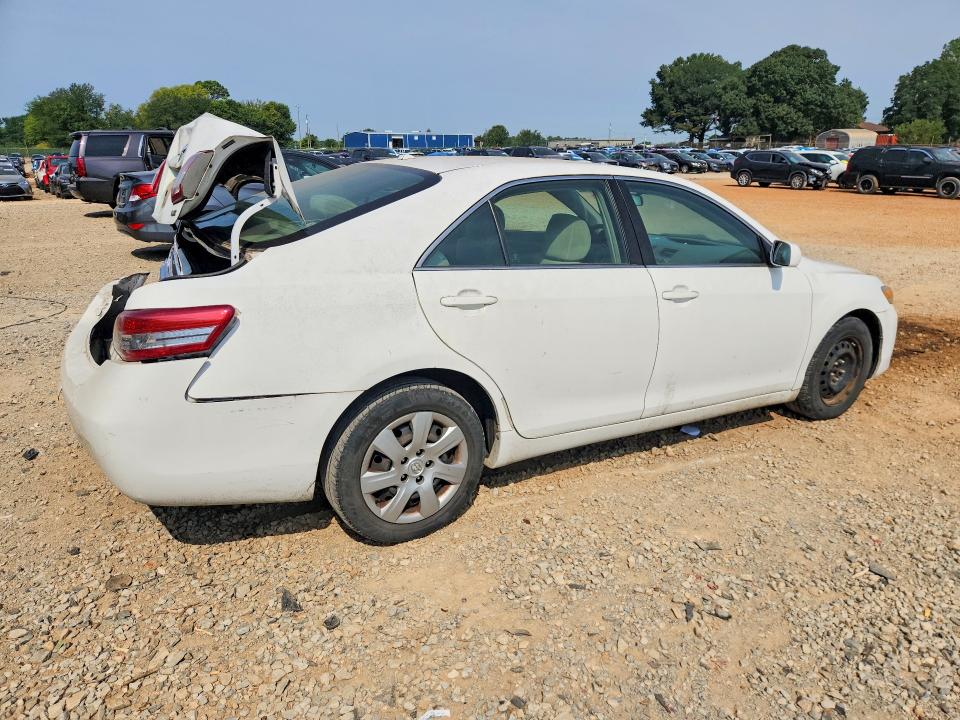 66657496 :رقم المزاد ، 4T1BF3EK3AU520797 vin ، 2010 Toyota Camry مزاد بيع