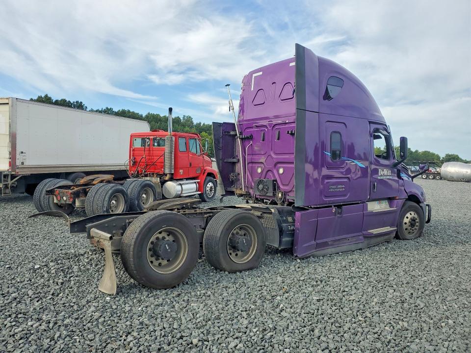 2022 Freightliner Cascadia 126 მანქანა იყიდება აუქციონზე, vin: 3AKJHHDR7NSMY6040, აუქციონის ნომერი: 63878286