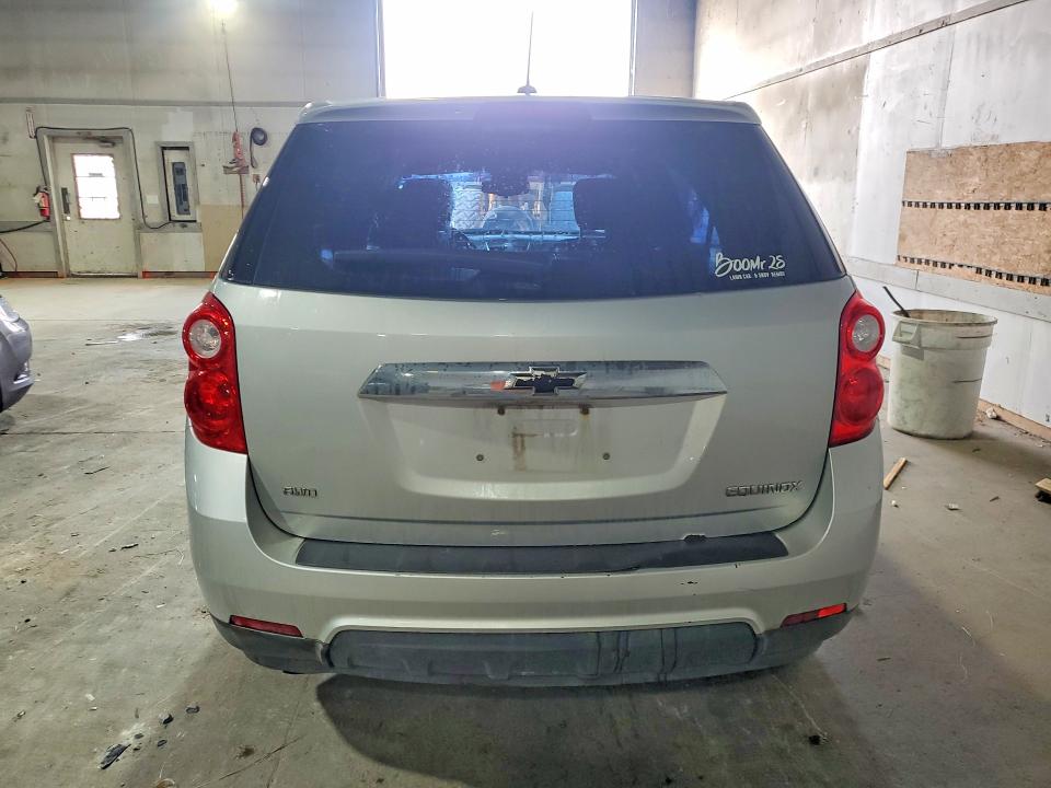 2015 Chevrolet Equinox მანქანა იყიდება აუქციონზე, vin: 2GNFLEEK1F6181156, აუქციონის ნომერი: 64711316