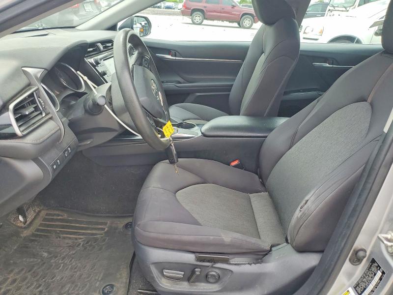 64023576 :رقم المزاد ، 4T1B11HK7KU785402 vin ، 2019 Toyota Camry مزاد بيع
