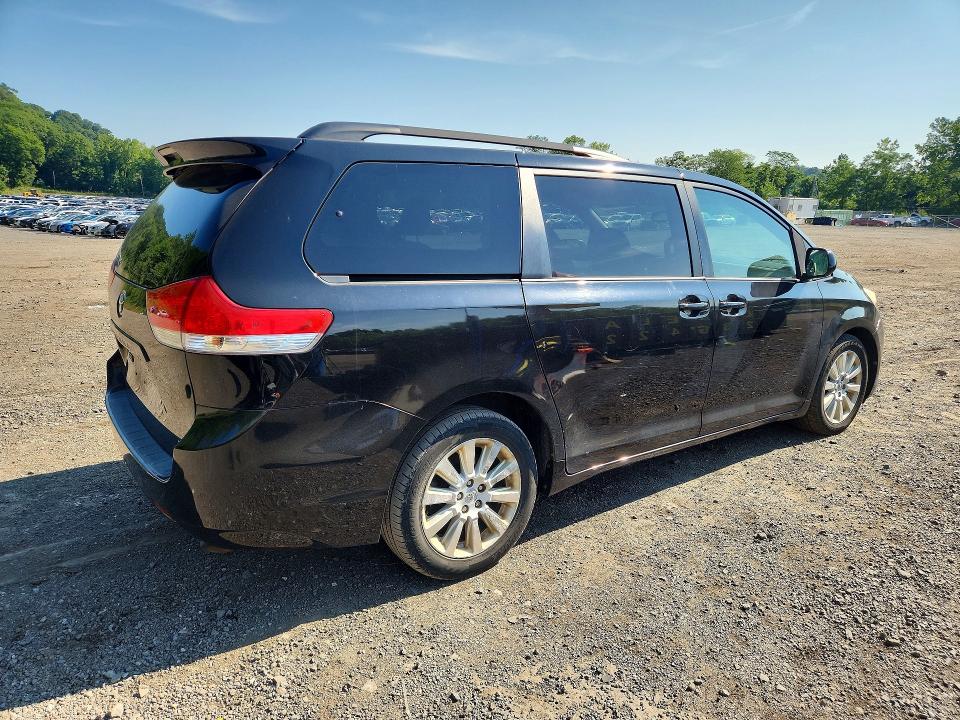 Продажа на аукционе авто 2012 Toyota Sienna, vin: 5TDDK3DC0CS040761, номер лота: 65112306