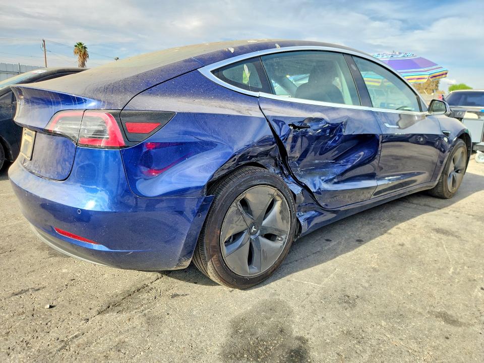 Продаж на аукціоні авто 2019 Tesla Model 3, vin: 5YJ3E1EA5KF411663, номер лоту: 66983706