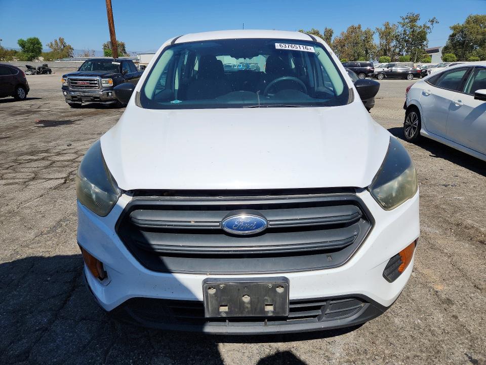 63765116 :رقم المزاد ، 1FMCU0F7XJUA36516 vin ، 2018 Ford Escape مزاد بيع