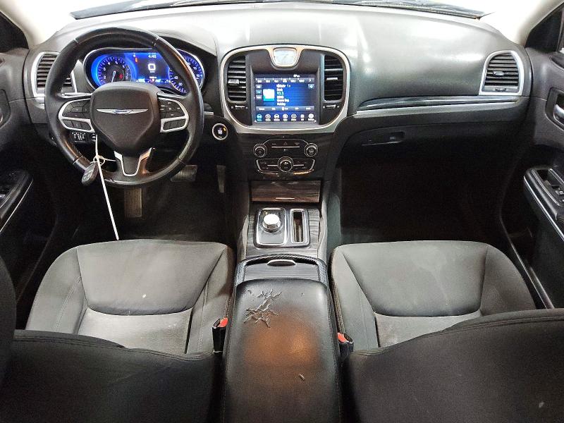 63745086 :رقم المزاد ، 2C3CCAAG7JH331780 vin ، 2018 Chrysler 300 مزاد بيع