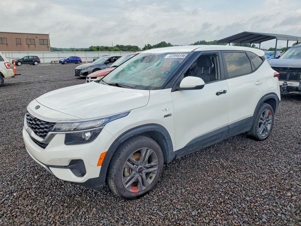 Продаж на аукціоні авто 2021 Kia Seltos, vin: KNDEPCAAXM7202867, номер лоту: 63998596