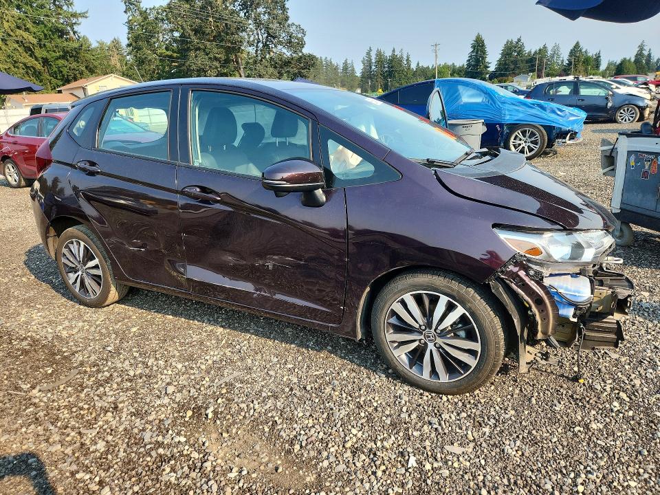 Продажа на аукционе авто 2016 Honda Fit, vin: 3HGGK5H92GM705500, номер лота: 63564916