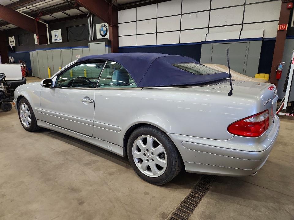 Продаж на аукціоні авто 2002 Mercedes-benz Clk, vin: WDBLK65G02T119831, номер лоту: 64968156