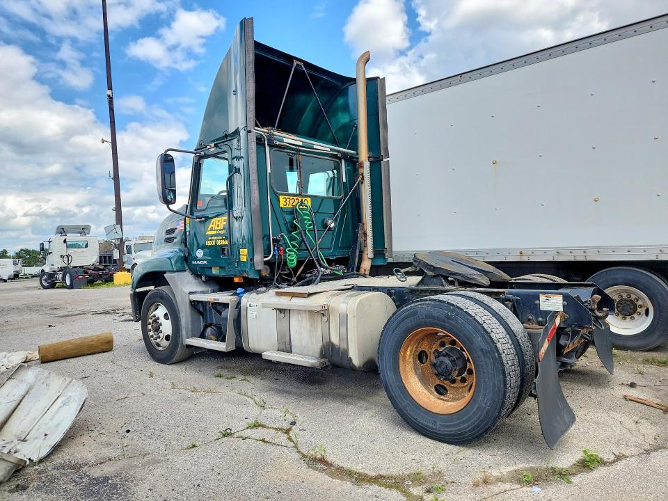 Продажа на аукционе авто 2018 Mack Cxu613, vin: 1M1AW01X2JM010571, номер лота: 65214596
