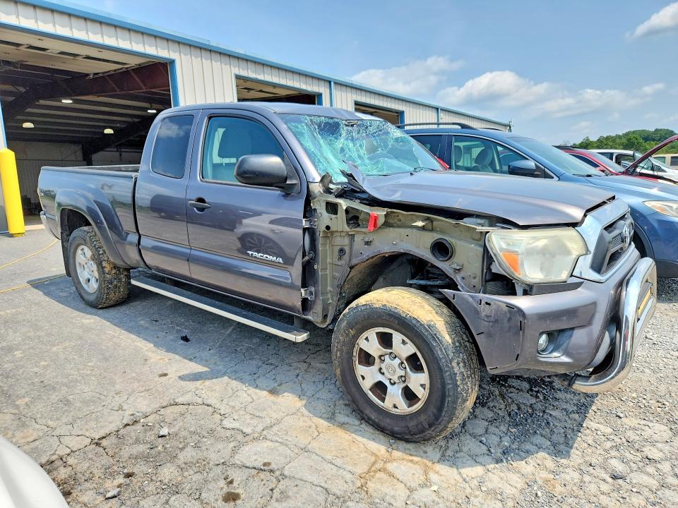 Продажа на аукционе авто 2015 Toyota Tacoma, vin: 5TFUX4EN9FX032373, номер лота: 64668246