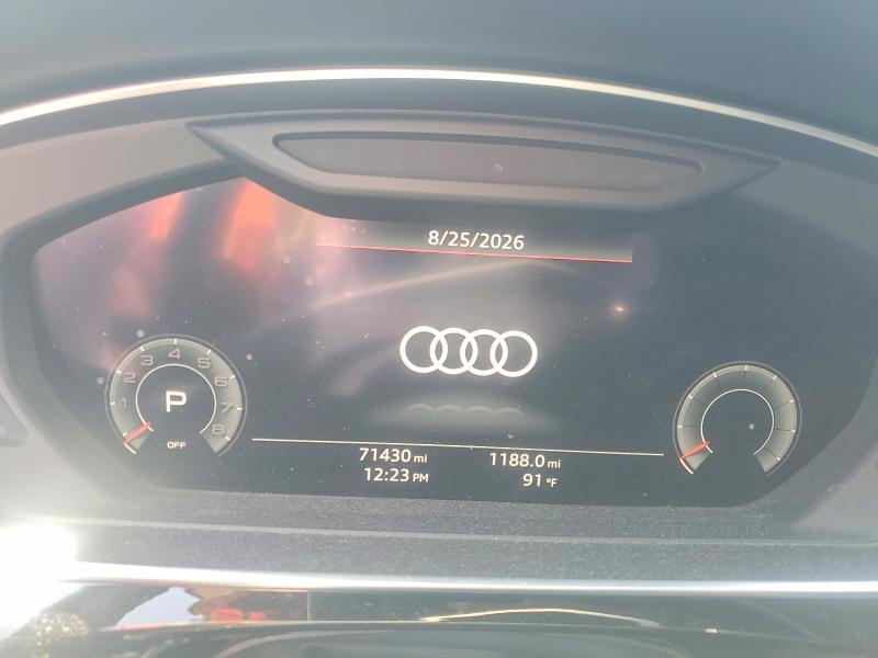 64499446 :رقم المزاد ، WAU8DAF83KN002791 vin ، 2019 Audi A8 مزاد بيع