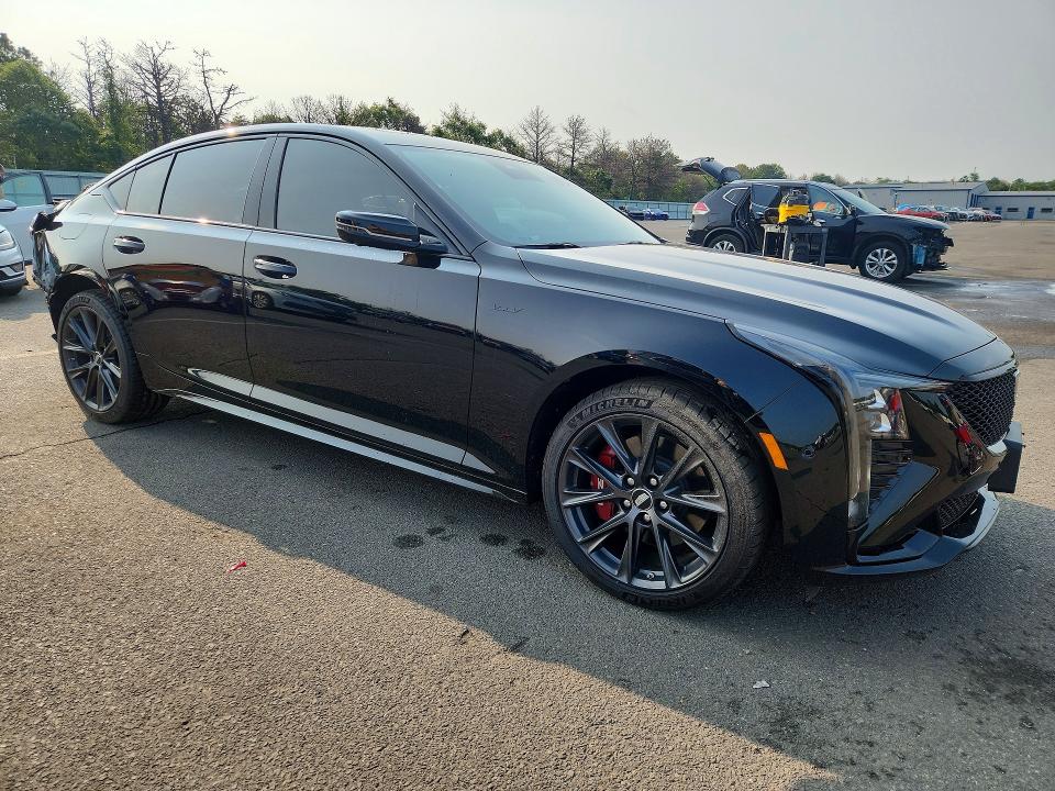 Продажа на аукционе авто 2026 Cadillac Ct5-v, vin: 1G6DV5RW7T0102913, номер лота: 64569216