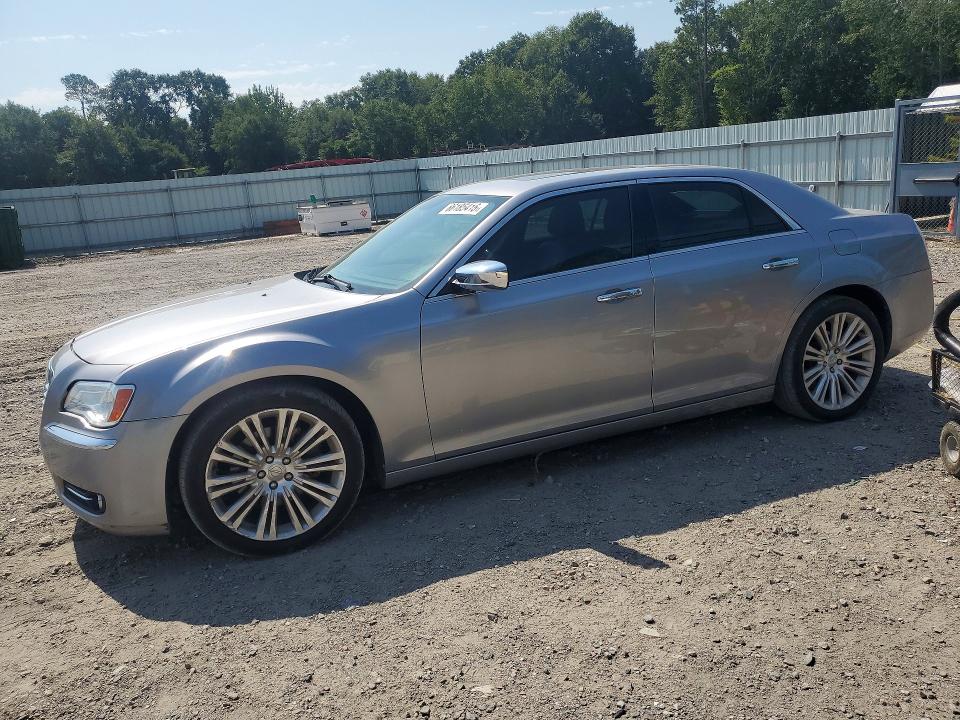 Продаж на аукціоні авто 2014 Chrysler 300c, vin: 2C3CCAETXEH382915, номер лоту: 66185416