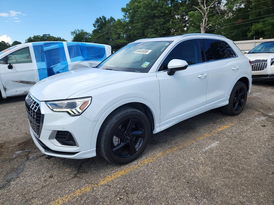 64645056 :رقم المزاد ، WA1BECF36L1021666 vin ، 2020 Audi Q3 مزاد بيع