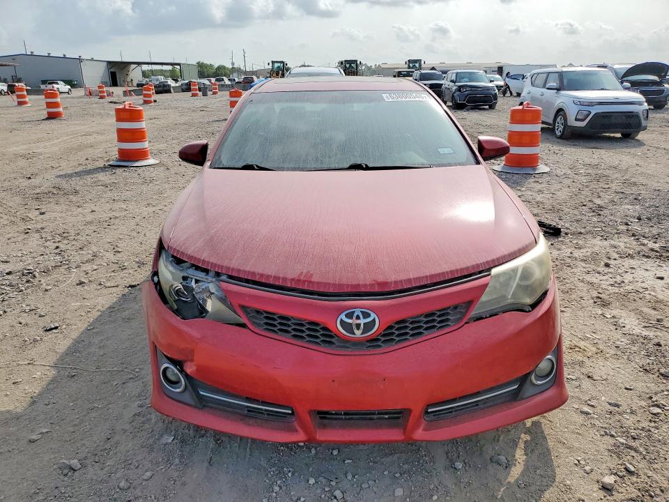63800546 :رقم المزاد ، 4T1BF1FK2CU620301 vin ، 2012 Toyota Camry مزاد بيع