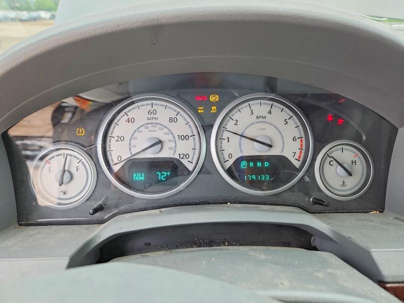 63300556 :رقم المزاد ، 2A4RR5D13AR300355 vin ، 2010 Chrysler Town & Country مزاد بيع