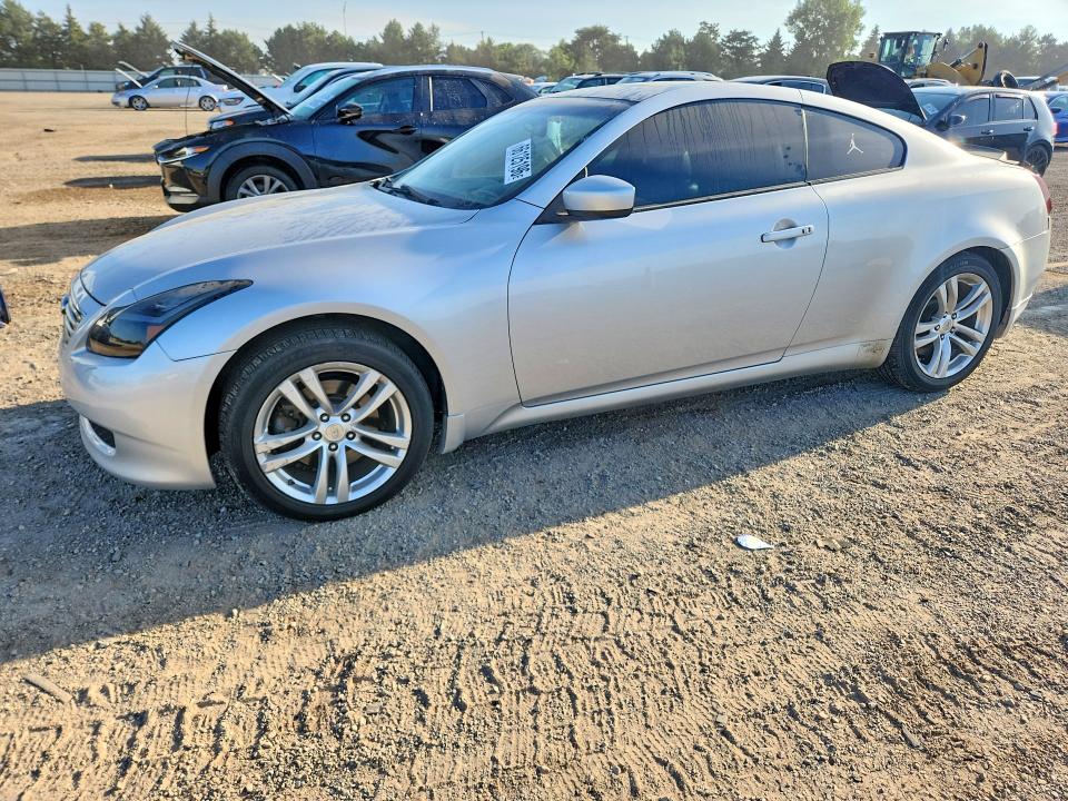 2010 Infiniti G37 Coupe მანქანა იყიდება აუქციონზე, vin: JN1CV6EL3AM151870, აუქციონის ნომერი: 66125196