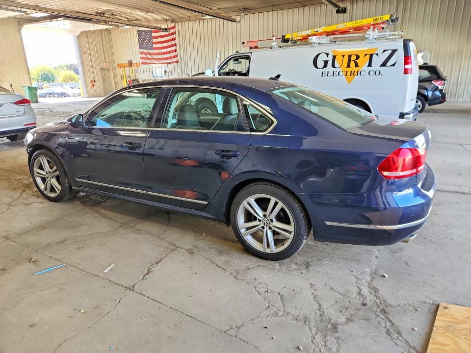 66442526 :رقم المزاد ، 1VWBN7A38CC032917 vin ، 2012 Volkswagen Passat مزاد بيع
