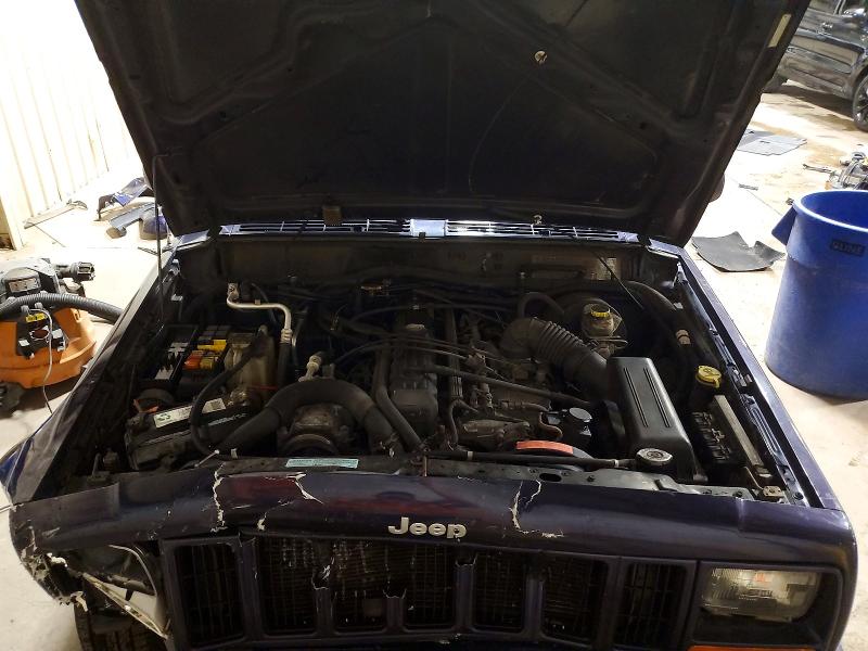66744516 :رقم المزاد ، 1J4FF78S0XL611186 vin ، 1999 Jeep Cherokee مزاد بيع