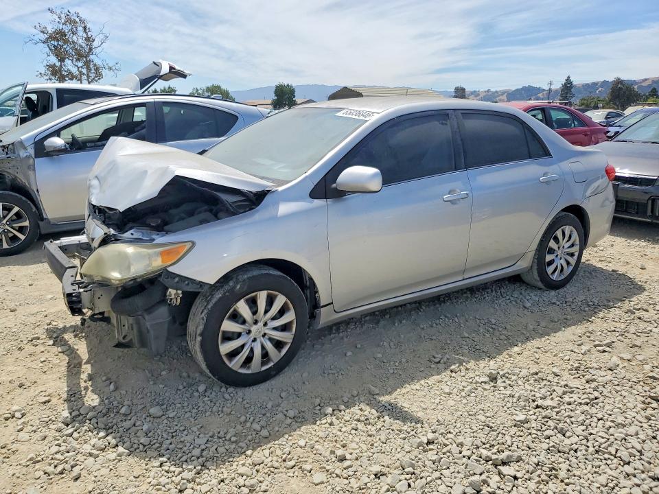 2013 Toyota Corolla მანქანა იყიდება აუქციონზე, vin: 5YFBU4EE1DP161686, აუქციონის ნომერი: 65036846