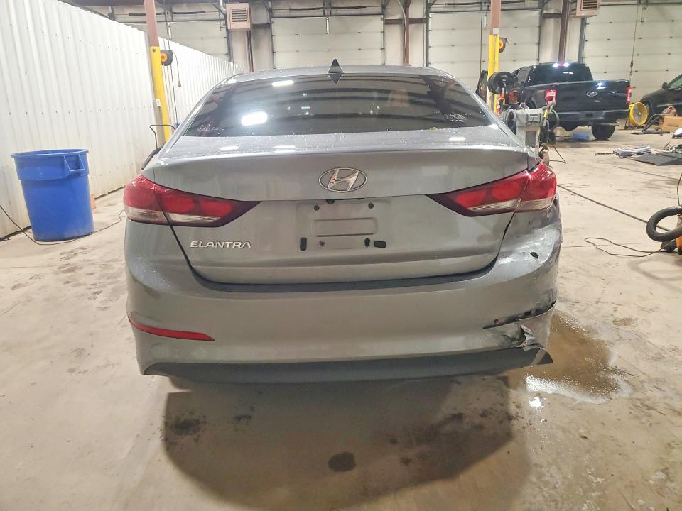 63599846 :رقم المزاد ، KMHD84LF8HU225784 vin ، 2017 Hyundai Elantra مزاد بيع