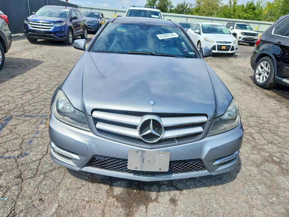 Продаж на аукціоні авто 2013 Mercedes-benz C, vin: WDDGJ4HB6DF967715, номер лоту: 65960136