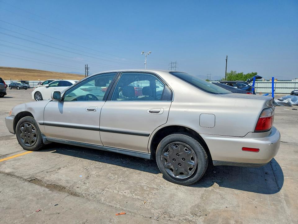 Продаж на аукціоні авто 1997 Honda Accord, vin: 1HGCD5639VA207621, номер лоту: 64299206