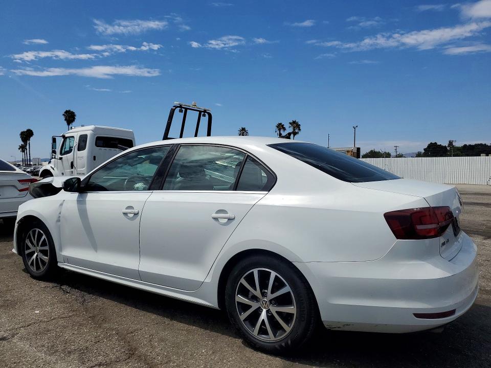 Продажа на аукционе авто 2017 Volkswagen Jetta, vin: 3VWDB7AJ0HM270699, номер лота: 61647126