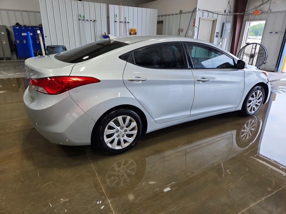 2013 Hyundai Elantra მანქანა იყიდება აუქციონზე, vin: 5NPDH4AEXDH159631, აუქციონის ნომერი: 64003436