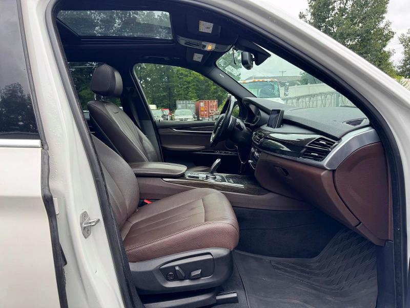 Продаж на аукціоні авто 2018 Bmw X5, vin: 5UXKT0C55J0W02707, номер лоту: 64011676