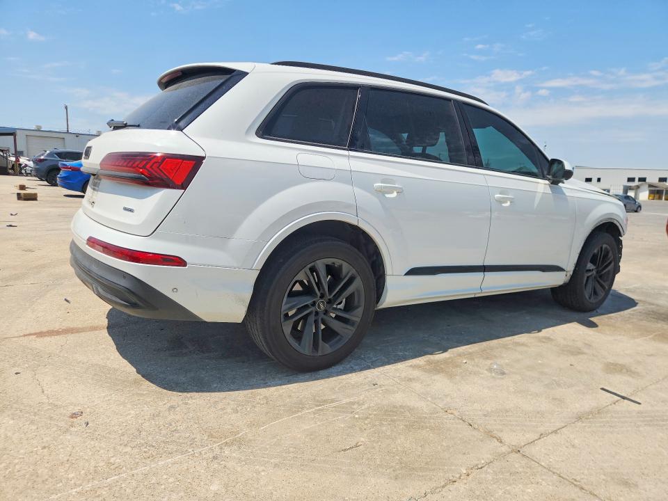 65303706 :رقم المزاد ، WA1LJAF79MD037044 vin ، 2021 Audi Q7 مزاد بيع