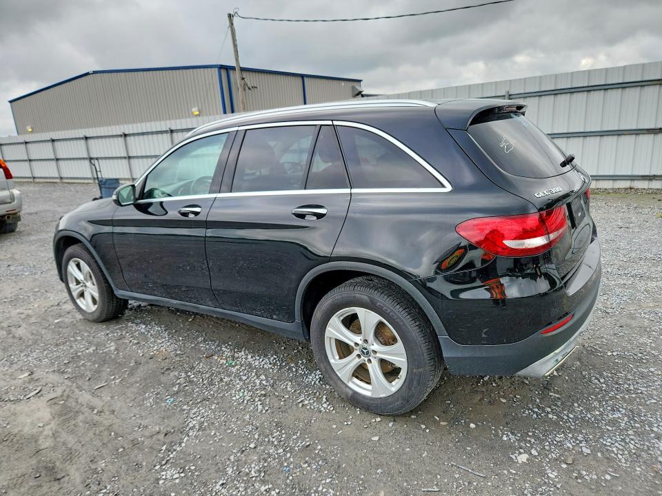 63166636 :رقم المزاد ، WDC0G4JB7HV011024 vin ، 2017 Mercedes-benz Glc مزاد بيع