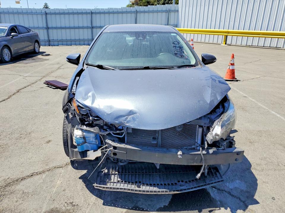 2017 Toyota Corolla მანქანა იყიდება აუქციონზე, vin: 2T1BURHE2HC955756, აუქციონის ნომერი: 64068936