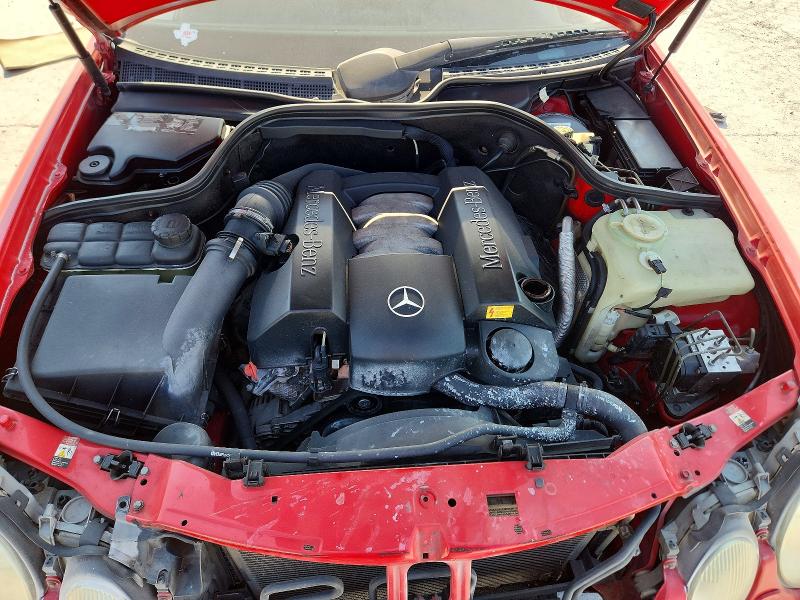 63221336 :رقم المزاد ، WDBLK65G3YT039271 vin ، 2000 Mercedes-benz Clk مزاد بيع