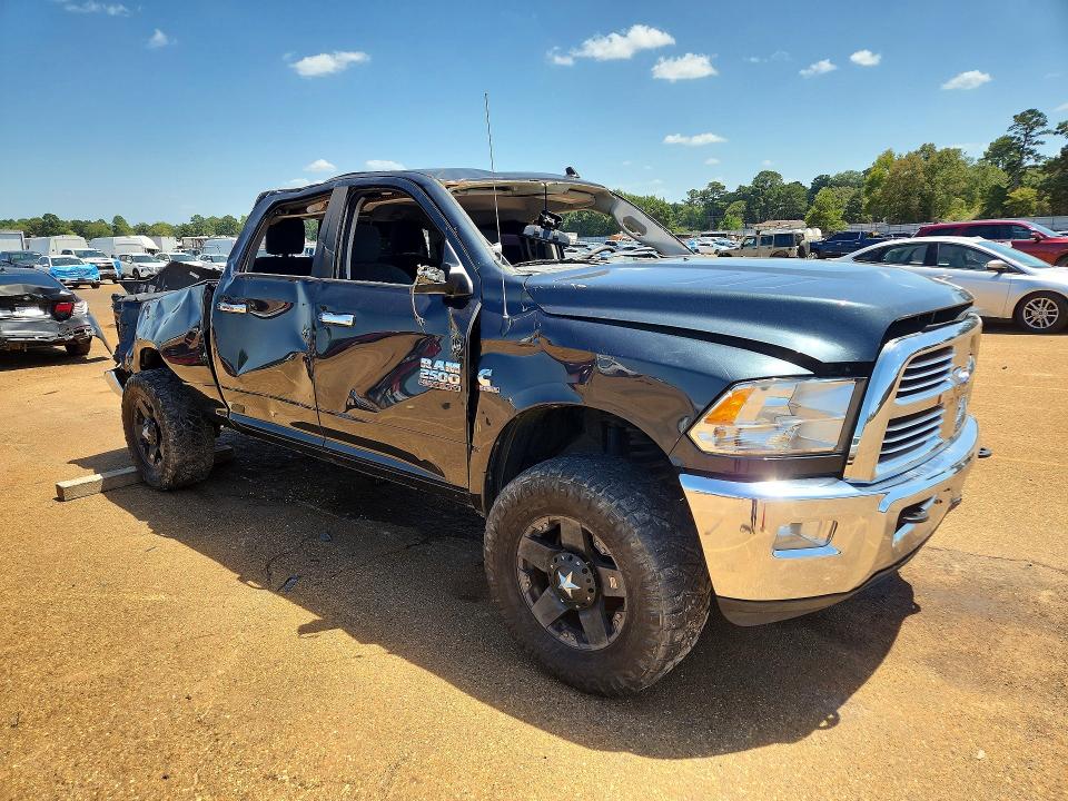 Продаж на аукціоні авто 2015 Ram 2500, vin: 3C6UR5DL4FG553495, номер лоту: 64028366