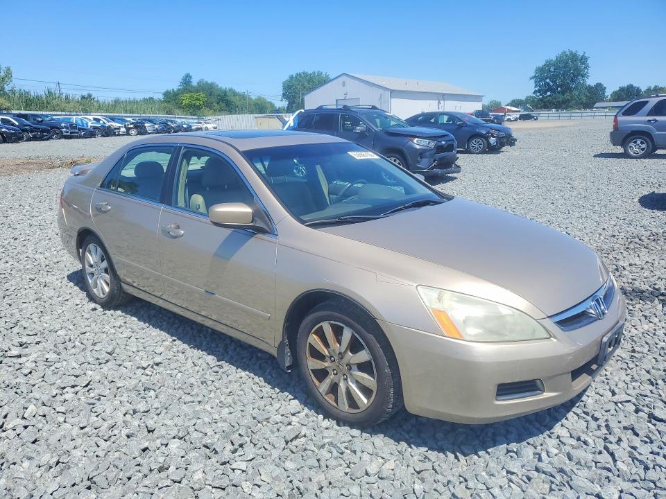 63686706 :رقم المزاد ، 1HGCM66596A006455 vin ، 2006 Honda Accord مزاد بيع