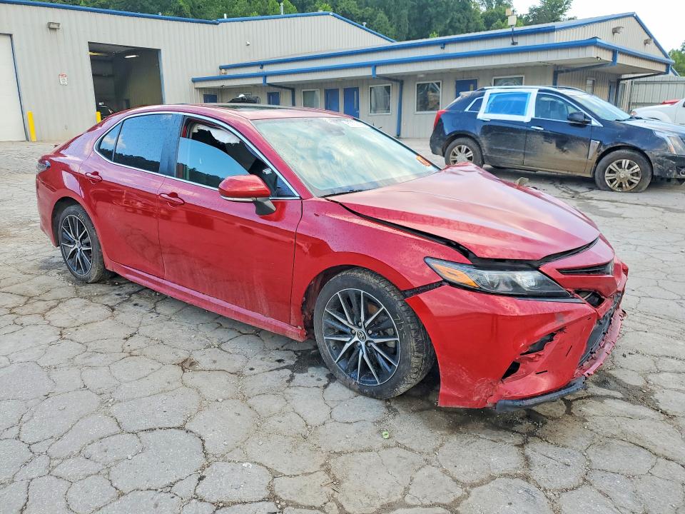 Aukcja sprzedaży 2021 Toyota Camry, vin: 4T1G11BK2MU023791, numer aukcji: 63736126