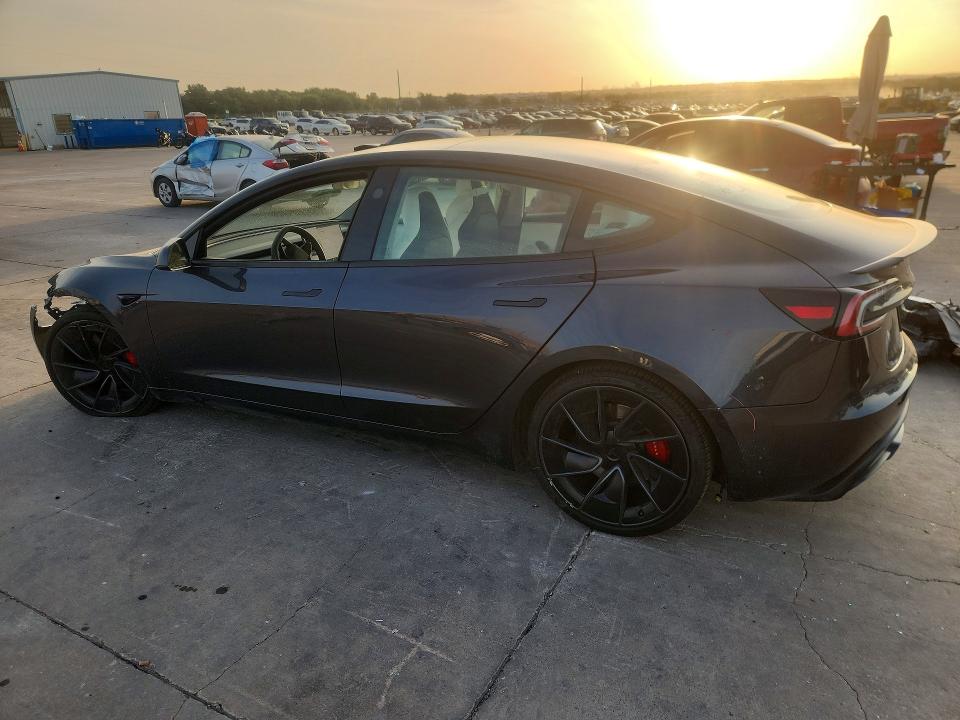 65926646 :رقم المزاد ، 5YJ3E1ETXSF005475 vin ، 2025 Tesla Model 3 مزاد بيع