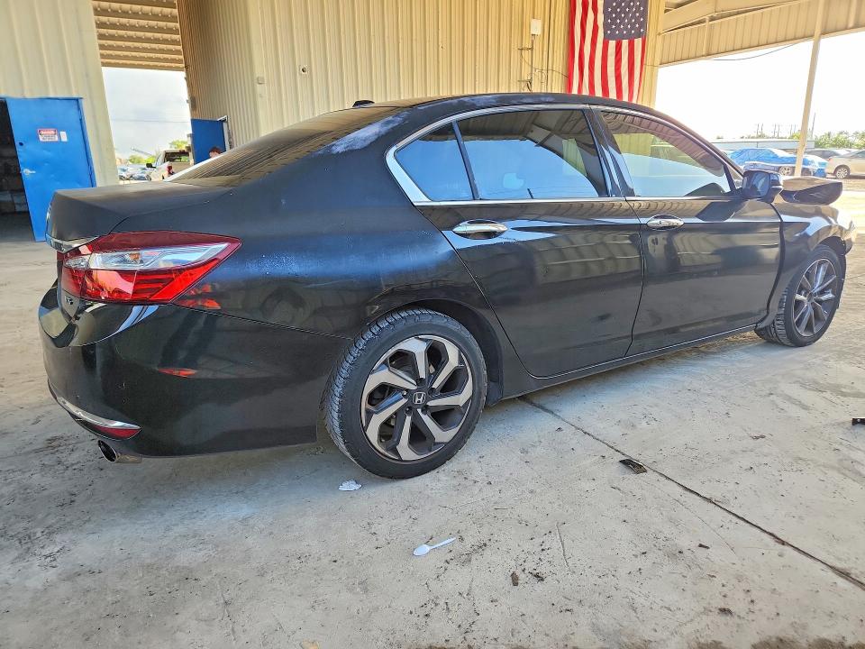 Продажа на аукционе авто 2017 Honda Accord, vin: 1HGCR3F80HA025408, номер лота: 63987326