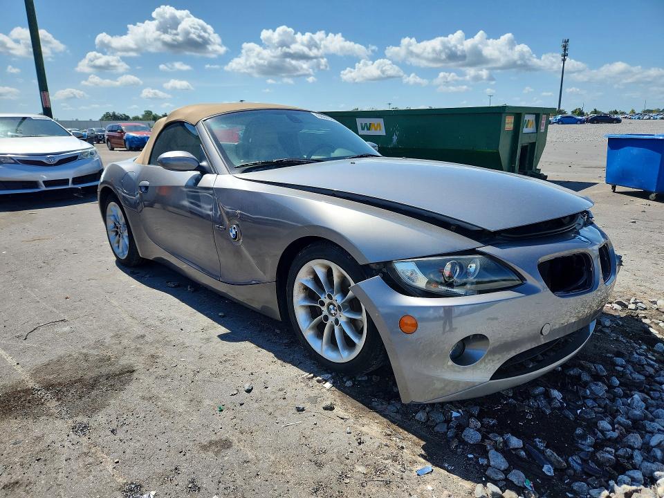 2005 Bmw Z4 მანქანა იყიდება აუქციონზე, vin: 4USBT33515LS58679, აუქციონის ნომერი: 66979226