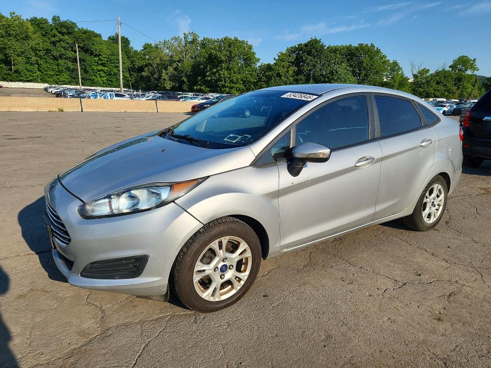 63426846 :رقم المزاد ، 3FADP4BJ1FM198884 vin ، 2015 Ford Fiesta مزاد بيع