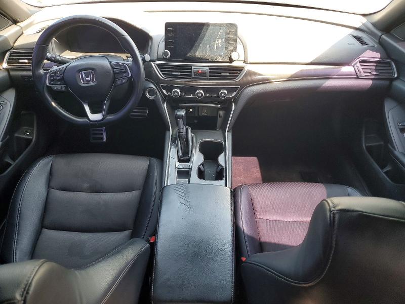 66286296 :رقم المزاد ، 1HGCV1F31JA182519 vin ، 2018 Honda Accord مزاد بيع