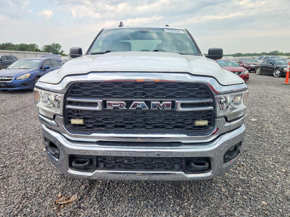 Продажа на аукционе авто 2022 Ram 2500, vin: 3C6UR5HJ3NG130821, номер лота: 64329556