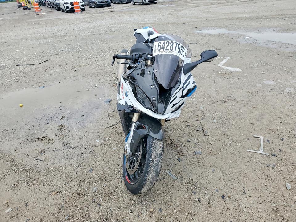 64287966 :رقم المزاد ، WB10E6305P6G64379 vin ، 2023 Bmw S 1000 مزاد بيع