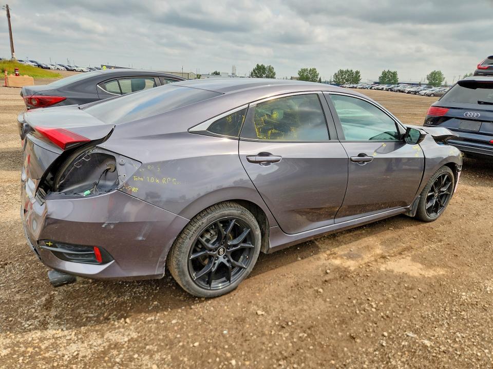 Продажа на аукционе авто 2017 Honda Civic, vin: 2HGFC2F51HH001814, номер лота: 64454426