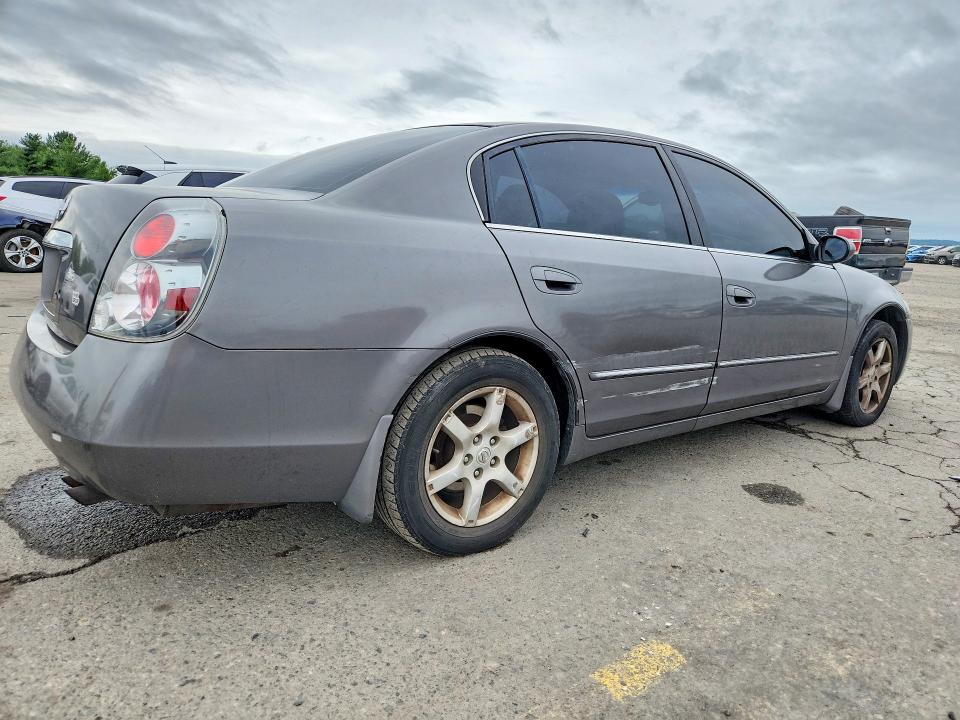 62141946 :رقم المزاد ، 1N4AL11D45C288734 vin ، 2005 Nissan Altima مزاد بيع
