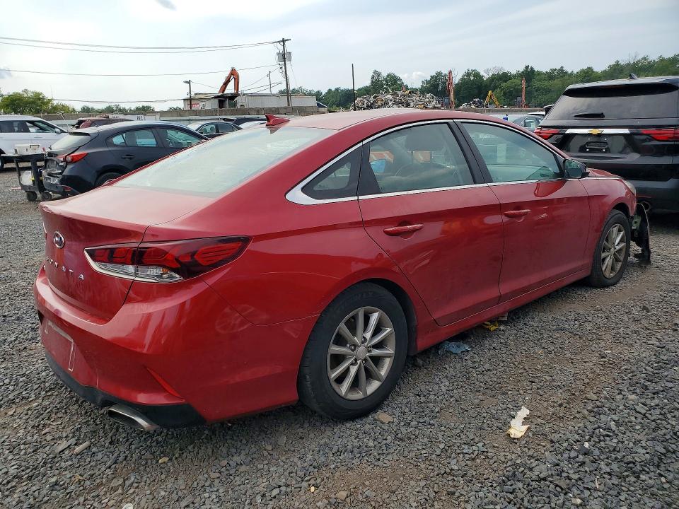 65021806 :رقم المزاد ، 5NPE24AF2JH599935 vin ، 2018 Hyundai Sonata مزاد بيع