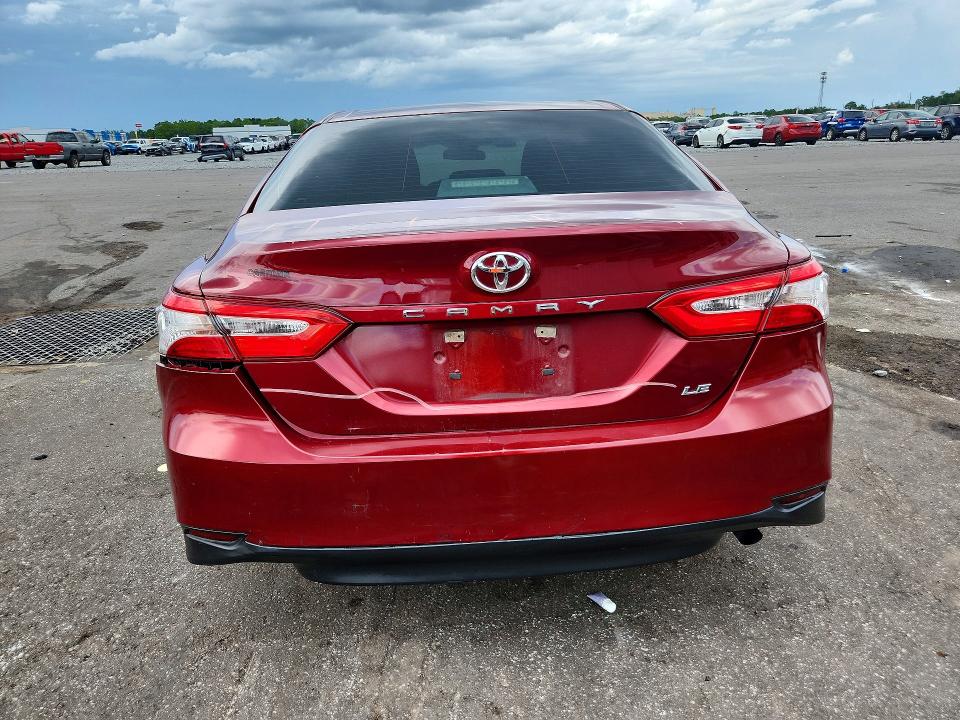 Продаж на аукціоні авто 2018 Toyota Camry, vin: 4T1B11HK8JU513505, номер лоту: 66626726