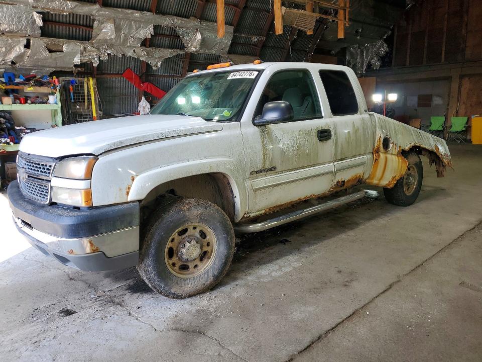 2005 Chevrolet Silverado მანქანა იყიდება აუქციონზე, vin: 1GCHK29U75E313362, აუქციონის ნომერი: 64742776
