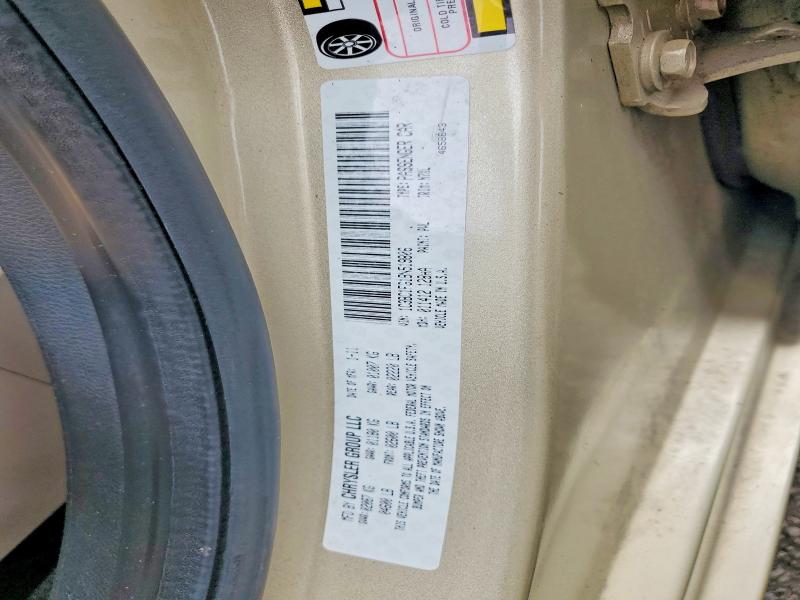 2011 Chrysler 200 მანქანა იყიდება აუქციონზე, vin: 1C3BC1FG1BN519806, აუქციონის ნომერი: 63694576